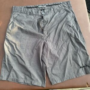 Alia Men's Gray Flat Front Shorts‎